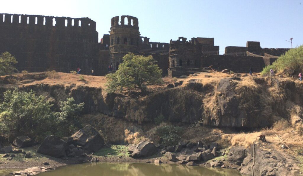 Discovering Raigad Fort: The Jewel of Maharashtra